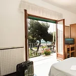 Tirreno Hotel 2*